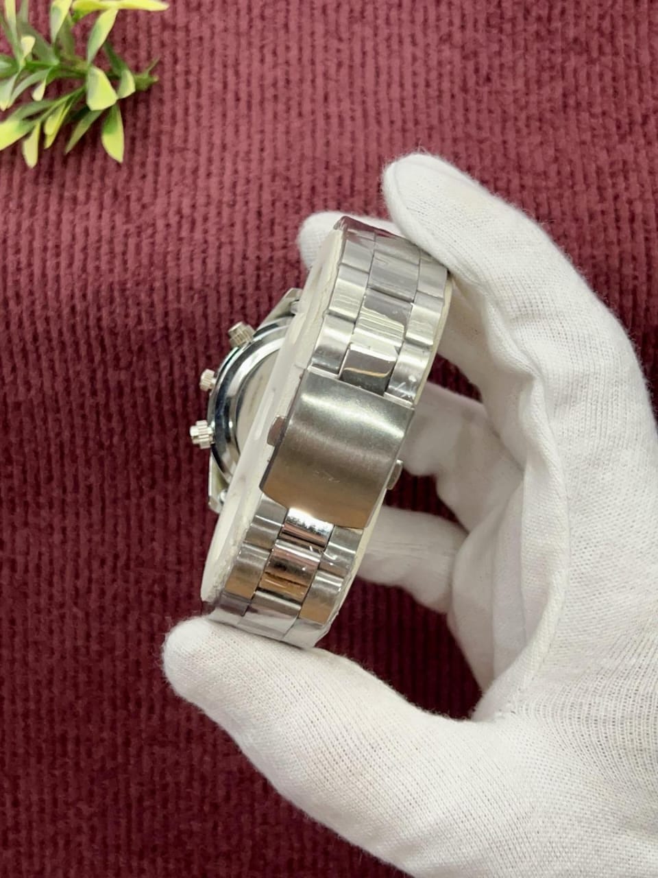 Mens chronograph Watch with stainless steel chain